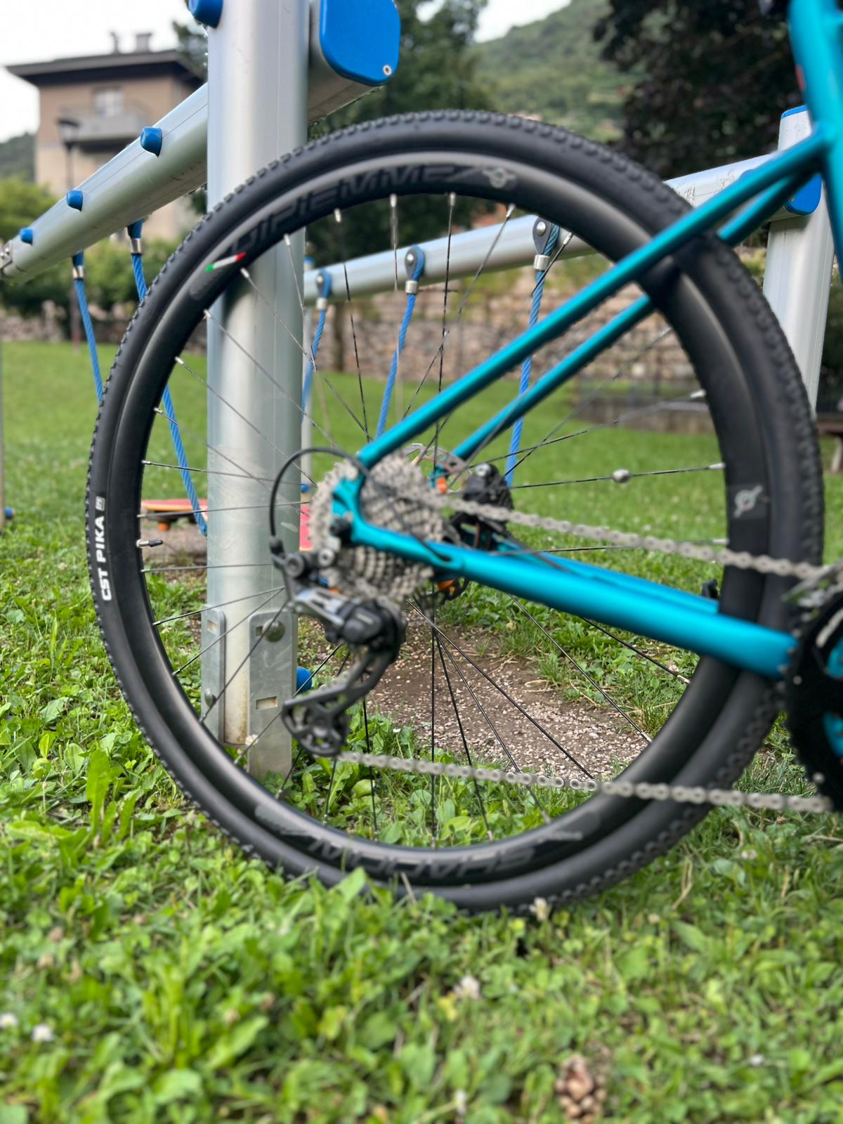 Gravel Bikel ESCAPE taglia L Polini 80Nm 500Wh Blue Reef