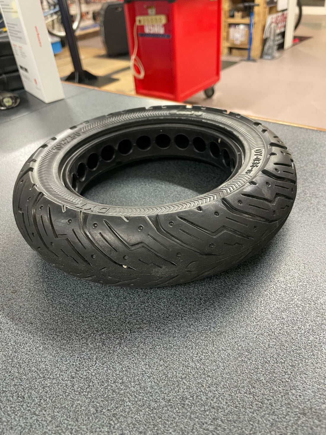 Riparazione monopattini elettrici e sostituzione gomme