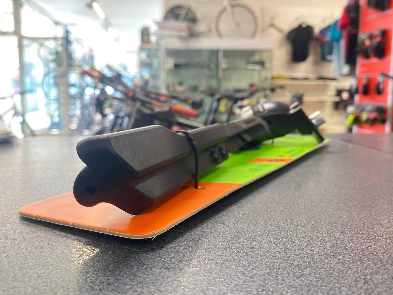 Cavalletto Ursus Kaiser 69 E-Bike Centrale 26-28 Nero 421890321