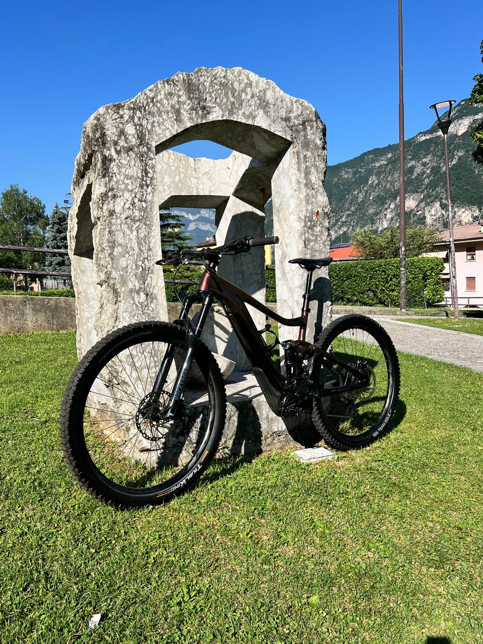 Giant Trance E Pro 625Wh 2022 usata taglia L
