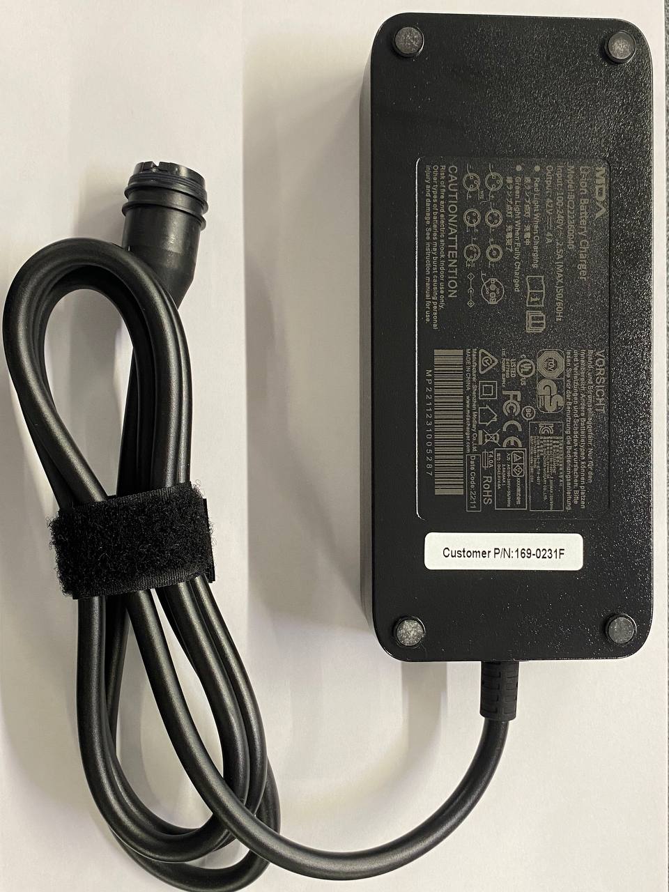 Caricabatterie per e-bike Fantic (Brose e Yamaha) - Specialized (Brose)  42V 4A per batteria 630Wh e 720Wh