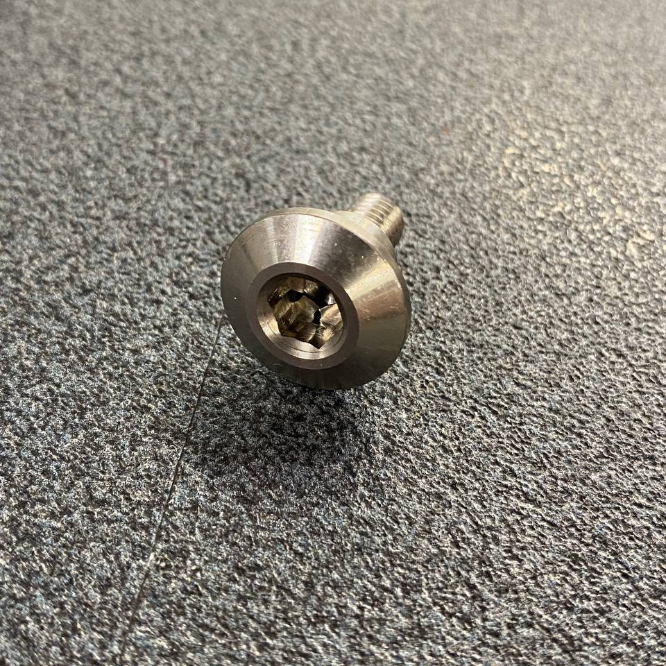 Vite puntone per e-bike Fantic M6 acciaio