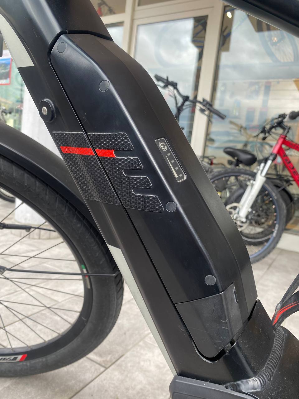 E-bike Fantic Living 630Wh 90Nm 10V usato garantito