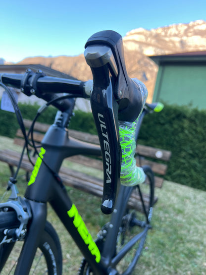 Bici da corsa NERA - telaio monoscocca in carbonio - Shimano Ultegra 11V tg 58