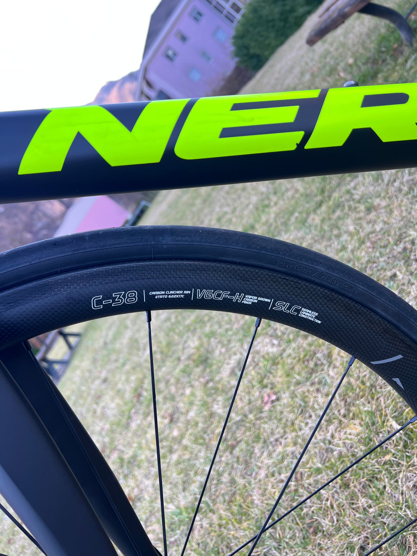 Bici da corsa NERA - telaio monoscocca in carbonio - Shimano Ultegra 11V tg 58