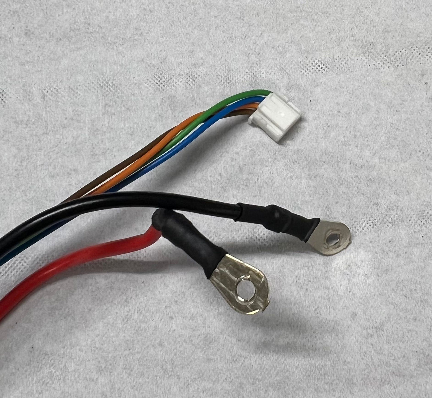 Connettore ricarica per batterie Fantic 630Wh e 417Wh (esterna, fino al 2017)